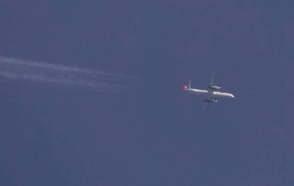 Rarely seen contrailing and of course not on flightradar, this is one of OLTs Saab 2000.