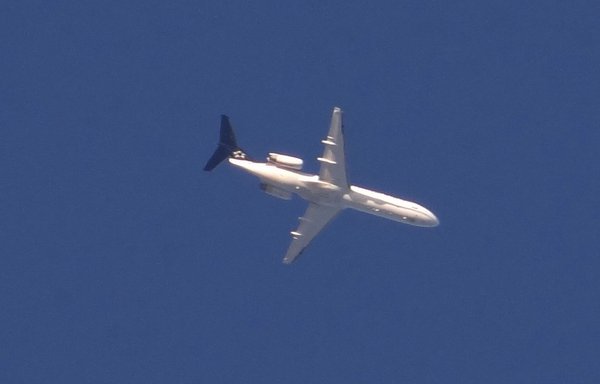 Contact Air D-AFKB Fokker 100 in Star Alliance colours.