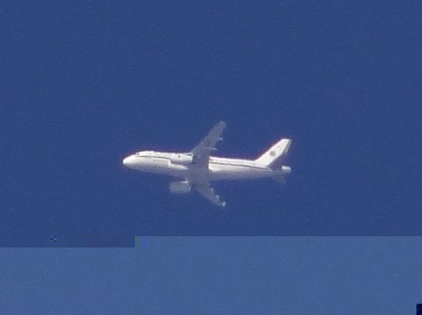 Not a great pic, this is Brazilian AF FAB2101 with President Rousseff visiting Cebit 2012 at Hannover.