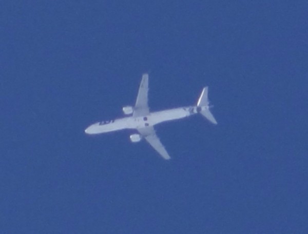 LOT has several aircraft flying with EM 2012 stickers, this is SP-LNC.