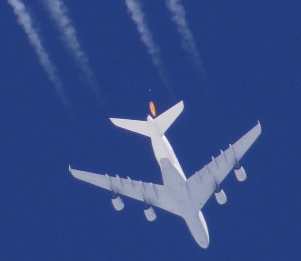 One of the few moments with good conditions this month: Lufthansa D-AIMF A380