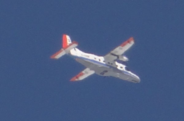 Do228 from German Aerospace Center (DLR)<br /> reg. D-CODE. Very distant but nice colours.