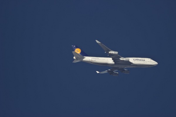 Lufthansa 747-400 D-ABVW, climbing to 25,000 ft from FRA to BLR