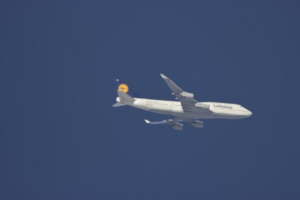 Lufthansa 747-400 D-ABVK, climbing to 24,000 ft from FRA to DXB