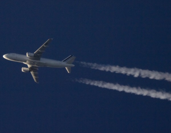 Air France A320 (F-HBNL) flying at 38,000 ft from ATH to TLS