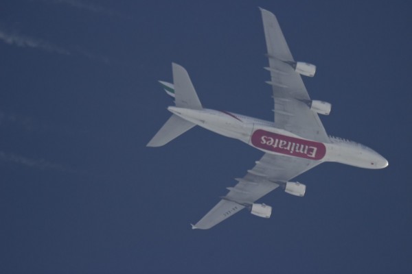 Emirates A380 (A6-EEC) flying at 40,000 ft from DXB to LHR