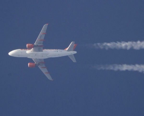 Easyjet A319 (G-EZAL) flying at 37,500 ft from BRI to MXP