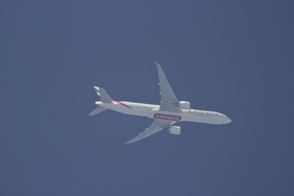 Emirates 773 (A6-ENG) flying at 35,000 ft from NCE to DXB