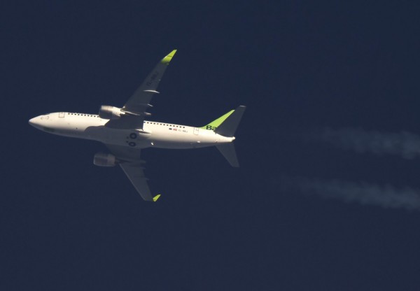 Air Baltic 733 (YL-BBJ) flying at 36,000 ft from NCE to RIX