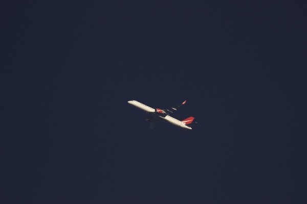 Royal Flight 752 (VQ-BTN) flying at 34,000 ft from BCN to LED