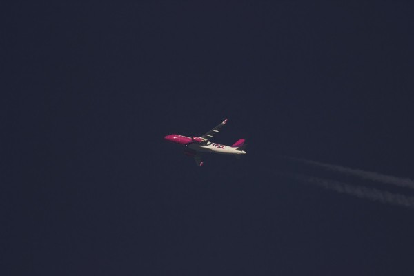 Wizzair A320 (HA-LWZ) flying at 36,000 ft from BCN to RIX