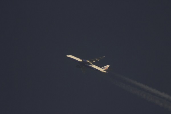 Transaero 772 (EI-UNU) flying at 38,000 ft from BCN to DME