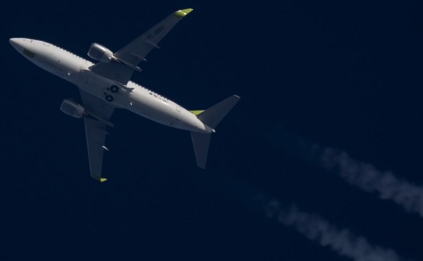 Air Baltic 773 (YL-BBY) 36,000 ft from NCE to RIX