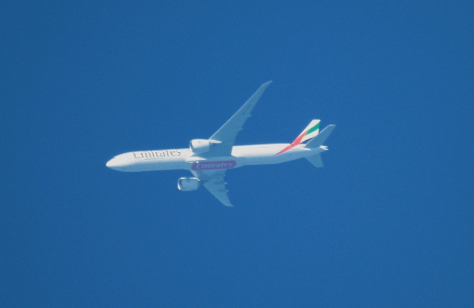 B77W Emirates A6-ECP UAE81 DXB - LYS 38,000 ft.JPG