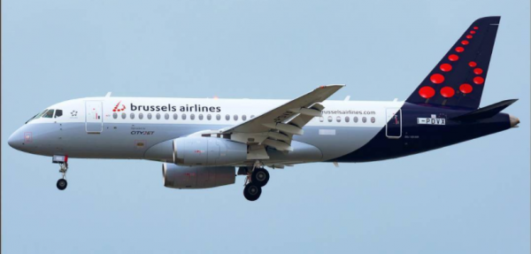 Brussels Airlines Sukhoi operated by Cityjet EI-FWE.png