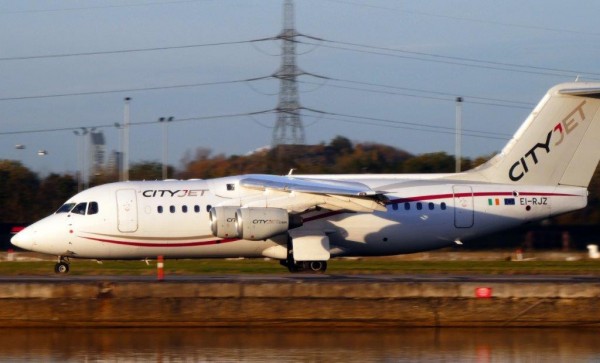 Avro RJ85 EI-RJZ