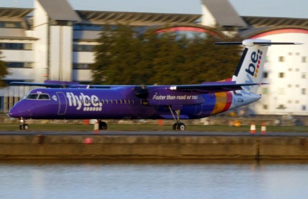 Flybe Q400 G-JEDW