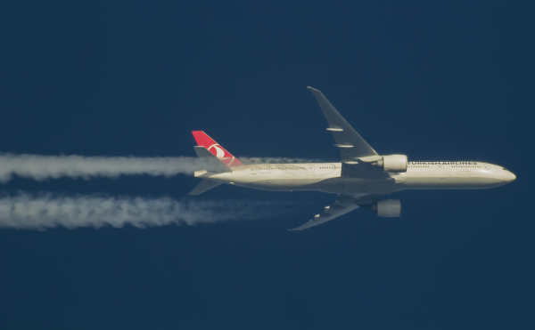 TURKISH BOEING 777 TC-JJE ROUTING MIA-IST AS THY78    35.000FT.