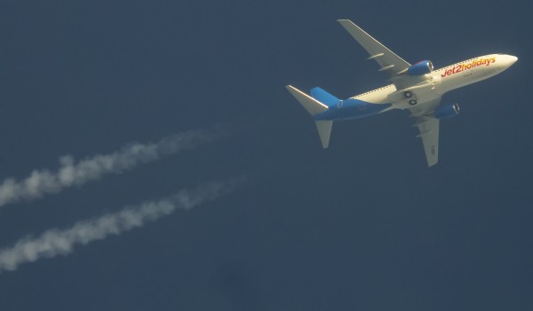 JET2 BOEING 737 G-GDFF ROUTING SOUTHEAST AS LS915 MANCHESTER-SPLIT 37,000FT,