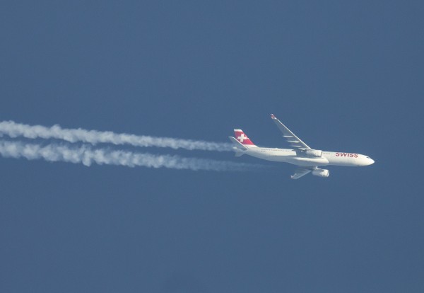 SWISS AIRBUS A330 HB-JHH ROUTING EAST AS LX65 MIAMI-ZURICH 39,000FT.