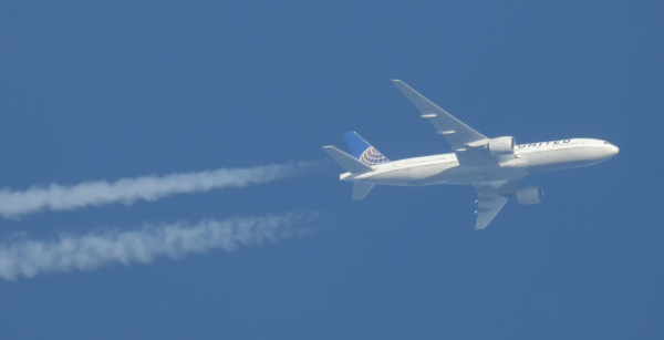 UNITED AIRLINES BOEING 777 N78013 ROUTING HOUSTON-FRANKFURT UA46  39,000FT.