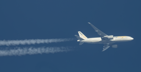 AEROLOGIC BOEING 777 D-AALE ROUTING CHICAGO--FRANKFURT AS BOX413  37,000FT.