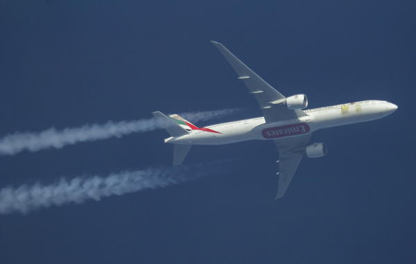 EMIRATES BOEING 777  A6-ECE ROUTING EWR--ATH AS EK210  35.000FT.