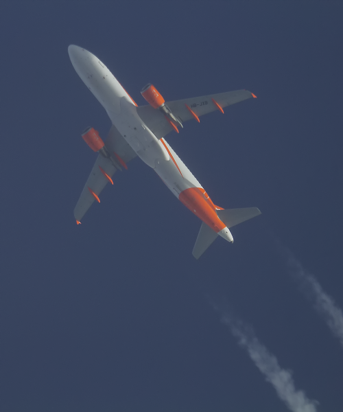 EASYJET AIRBUS A320 HB-JXB ROUTING GENEVA--BIRMINGHAM AS U21491   30,000FT.