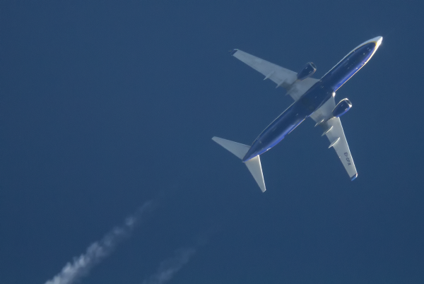 RYANAIR BOEING 737 EI-DPX ROUTING BASEL-DUBLIN AS FR7357  38,000FT.