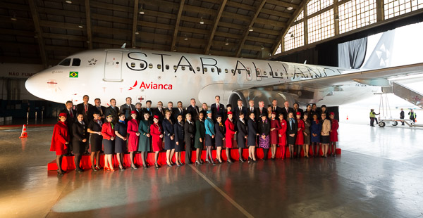 Star Alliance CEOs and top executives, along with uniformed staff members welcome Avianca Brasil to the Star Alliance family