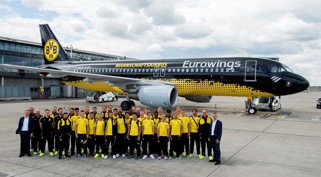 Donnerstag 14.07.2016, 1. Fussball - Bundesliga Saison 16/17, in Dortmund, BV Borussia Dortmund Abflug zum Trainingslager nach Kirchberg, Oesterreich, Eurowind BVB Mannschaftsairbus, Flugzeug, Copyright: Borussia Dortmund GmbH & Co. KGaA Rheinlanddamm 207-209 44137 Dortmund