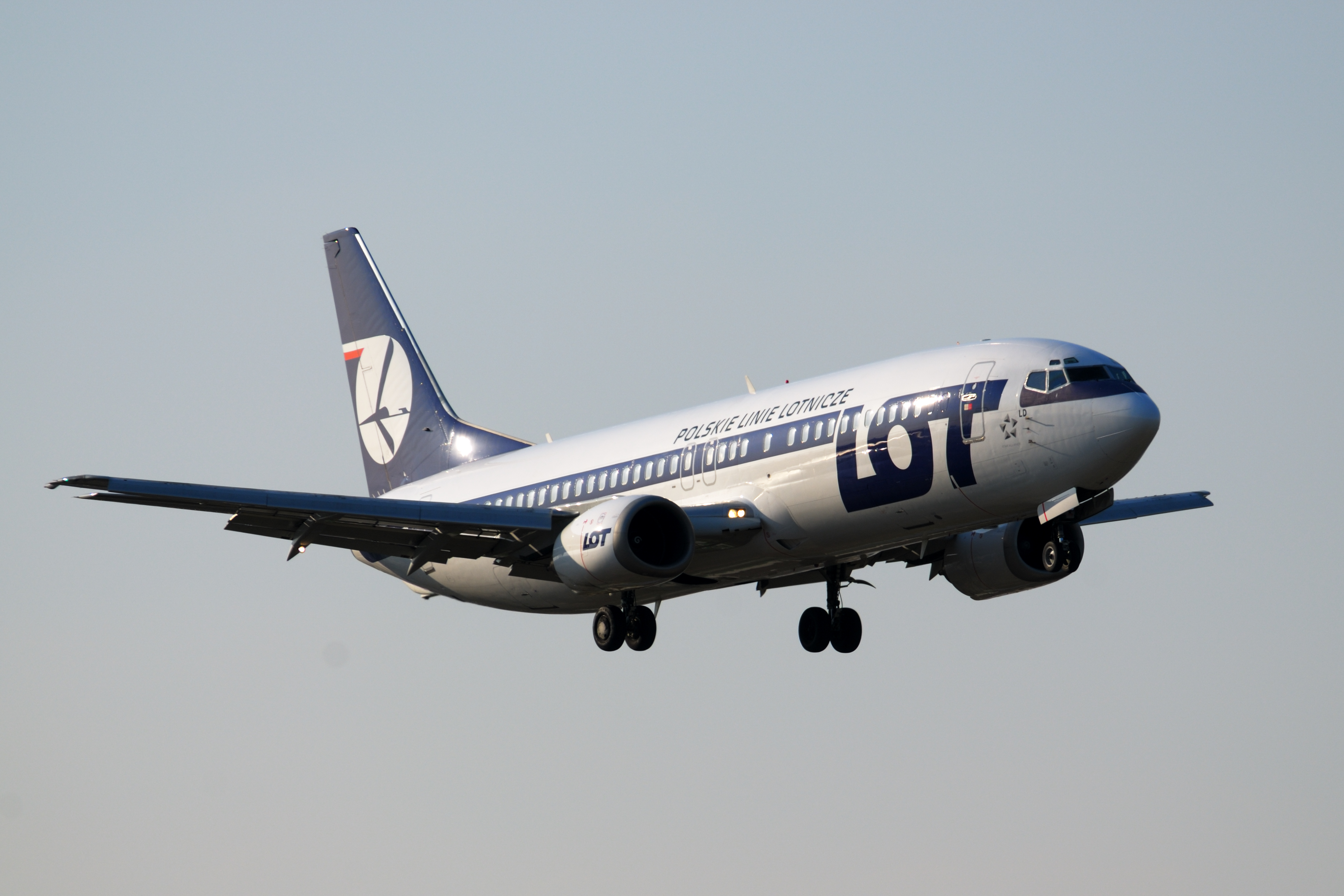 LOT Polish Airlines to launch new routes to Asia