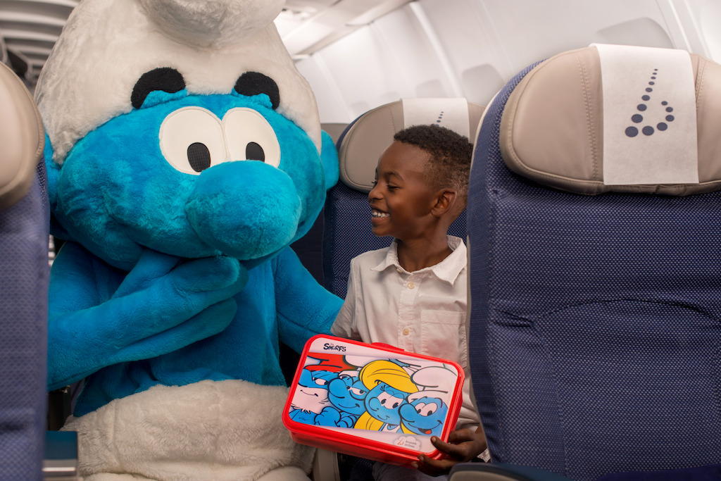 brussels_airlines-smurfs1