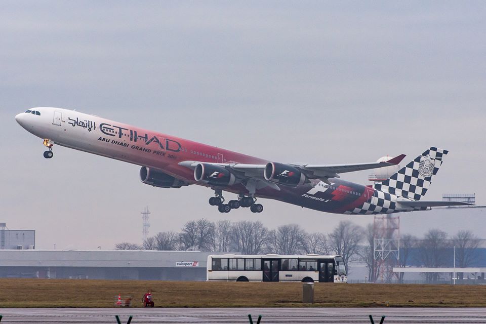 Phoenix A340-600 エティハド航空 特別塗装 「F1アブダビグランプリ2017」 A6-EHJ 1/200 ※金属製 [20166]