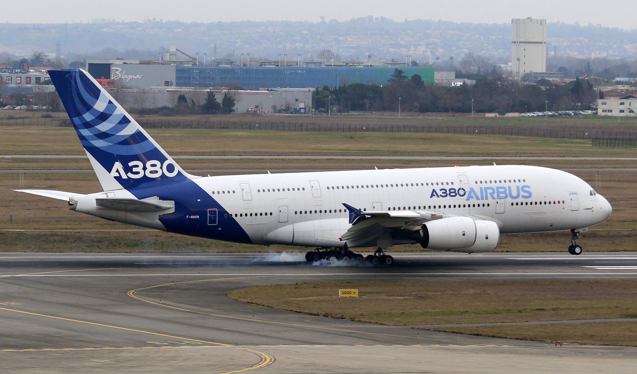 Air France swaps two remaining Airbus A380s for three Airbus Air France swaps two remaining Airbus A380s for three Airbus