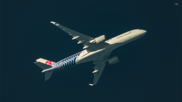 China Airlines<br />Airbus A350-941<br />B-18919<br />(Special Carbon Fibre - Airbus Livery)<br />FL430<br />2020.07.11.<br />Balmazújvaros, Hungary