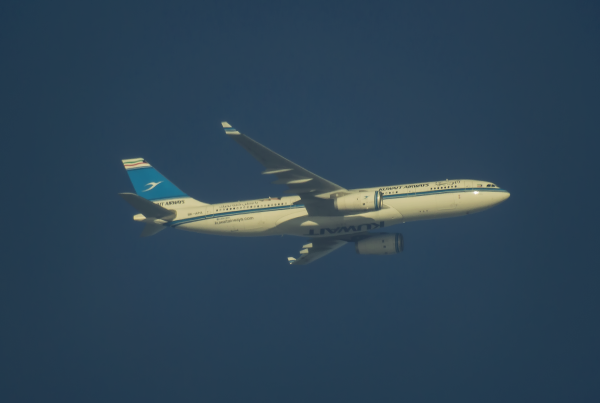 KUWAIT AIRWAYS AIRBUS A330 9K-APA ROUTING LHR--KWI KUWAIT CITY ASKAC104-16,500 FT.