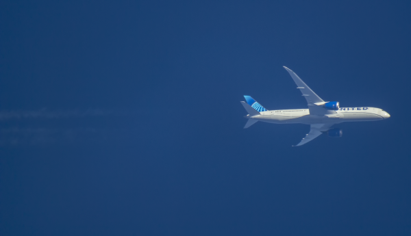 UNITED AIRLINES BOEING 787-9  N29977 ROUTING EAST AS UAL46  HOUSTON--FRANKFURT    41,000FT.