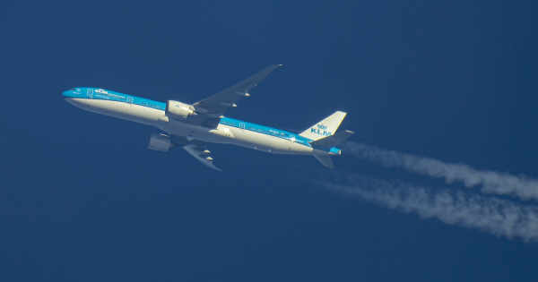 KLM BOEING 777  PH-BVI ROUTING WEST AS KL735   AMSTERDAM--WILLEMSTAD   32,000FT.