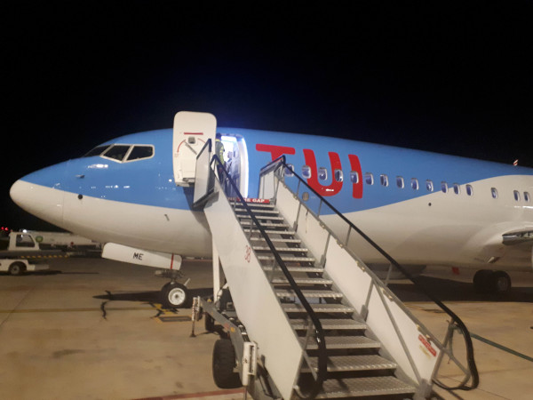 OO-TME at LATI 26OCT25a.jpg