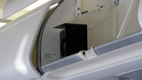Additional loudspeakers in the luggage bins for disco atmosphere