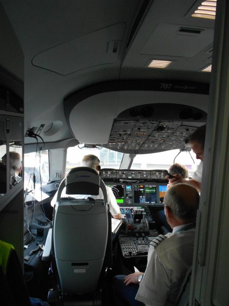 cockpit view (really crowded, 4 pilots)