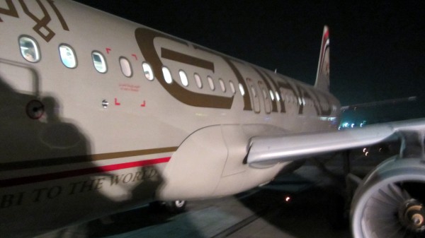 Etihad Airways Airbus A320 with sharklets A6-EIW flight EY 266 to Colombo