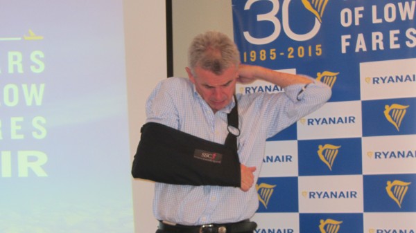 Unusual arrival of the Ryanair boss