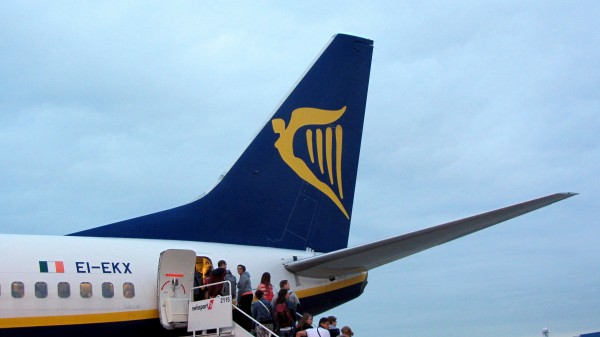 ... EI-EKX