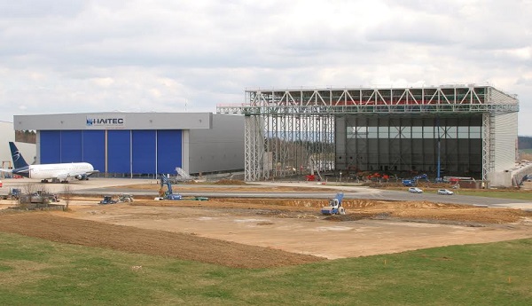 Hahn_Airport-New_Hangar_Runway-HA-600x345.jpg