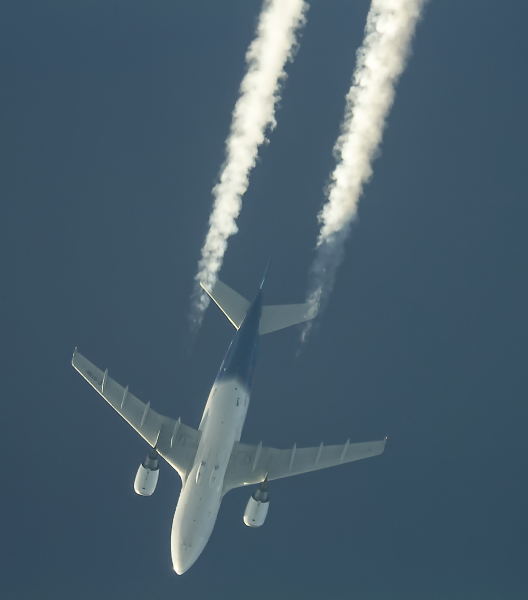 AIR TRANSAT AIRBUS A310 C-GTSY ROUTING YYZ--VCE AS TS138 AT 37,000FT.