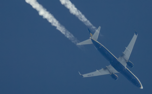 RYANAIR BOEING 737 EI-EKM ROUTING NORTHWEST AS FR9429  MILAN--DUBLIN   38,000FT.