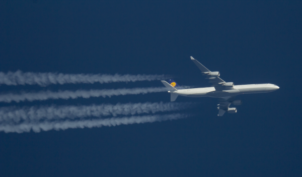 LUFTHANSA AIRBUS A340 ROUTING EAST(N/T)