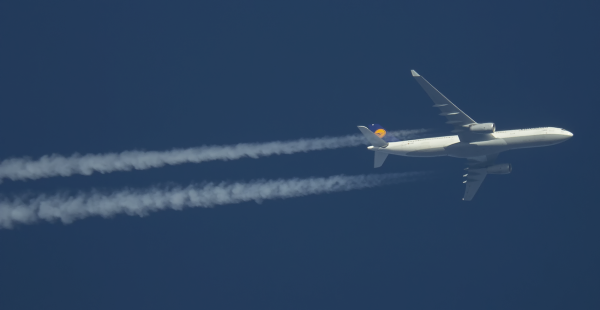 LUFTHANSA AIRBUS A330 D-AIKG ROUTING DENVER-MUNICH AS LH481   39,000FT.